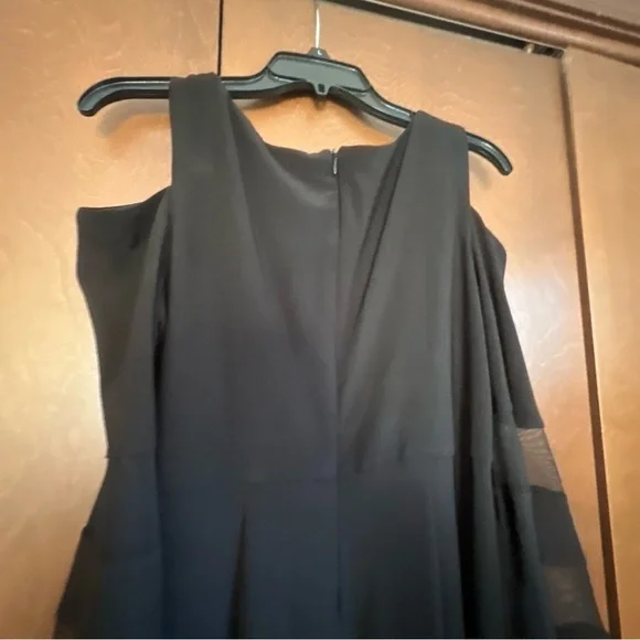 R&M Richards NWT 4P Black Knit Jumpsuit Bell Sleeves, Illusion Neckline Ret $99 - Picture 7 of 10